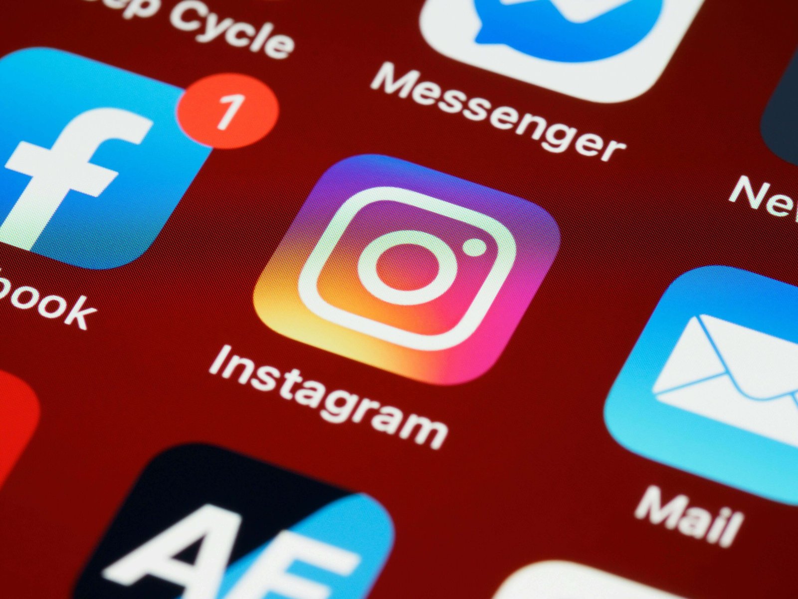 Instagram's new feature, Friend Map in the highlight.